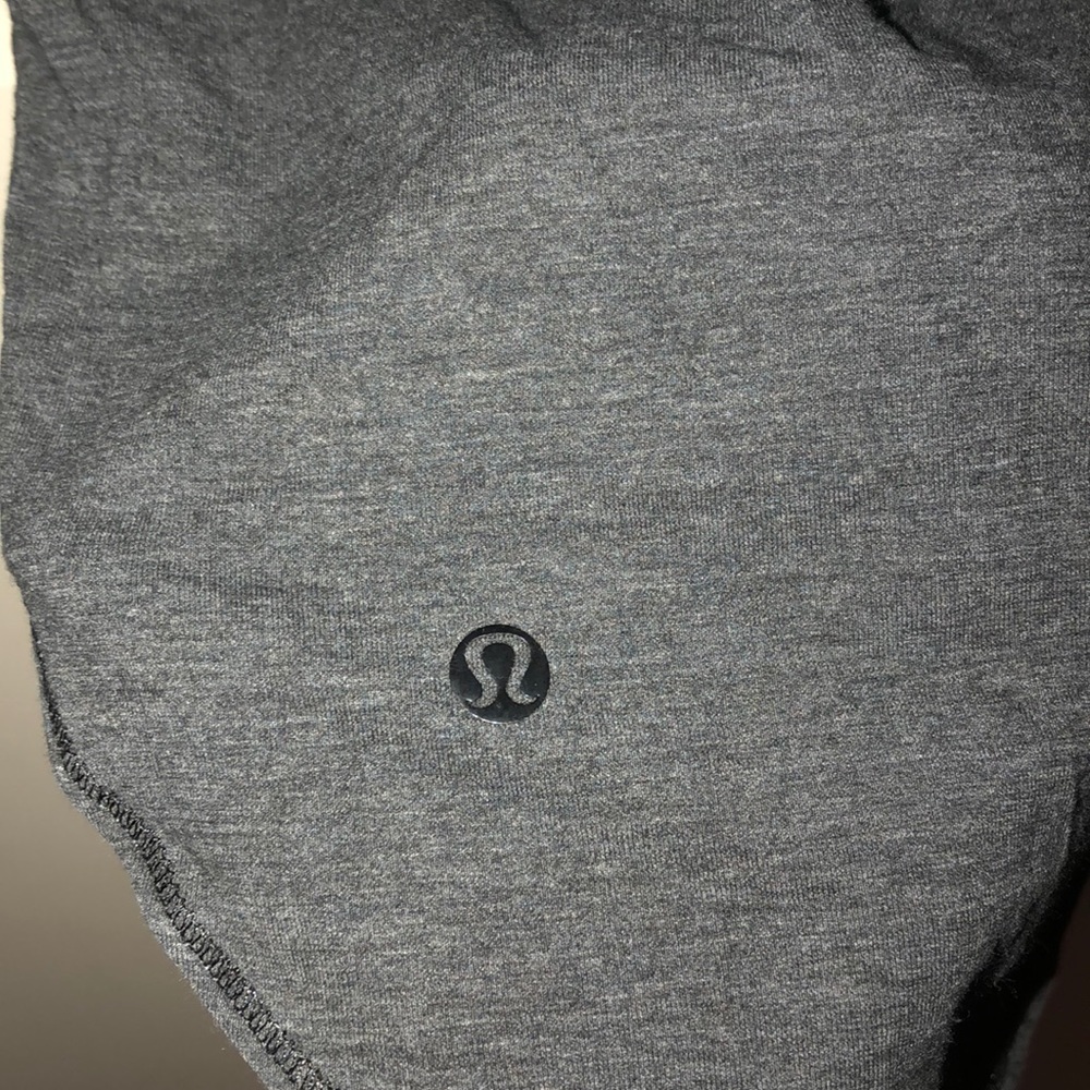 Lululemon split tee